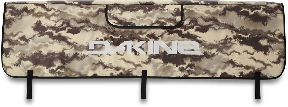 Dakine Pickup Pad Ashcroft Camo Large on tailgate secures up to seven bikes.