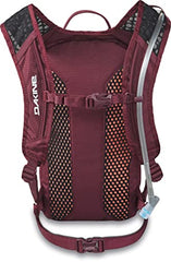Dakine Shuttle 6L reservoir and bite valve for easy on trail hydration
