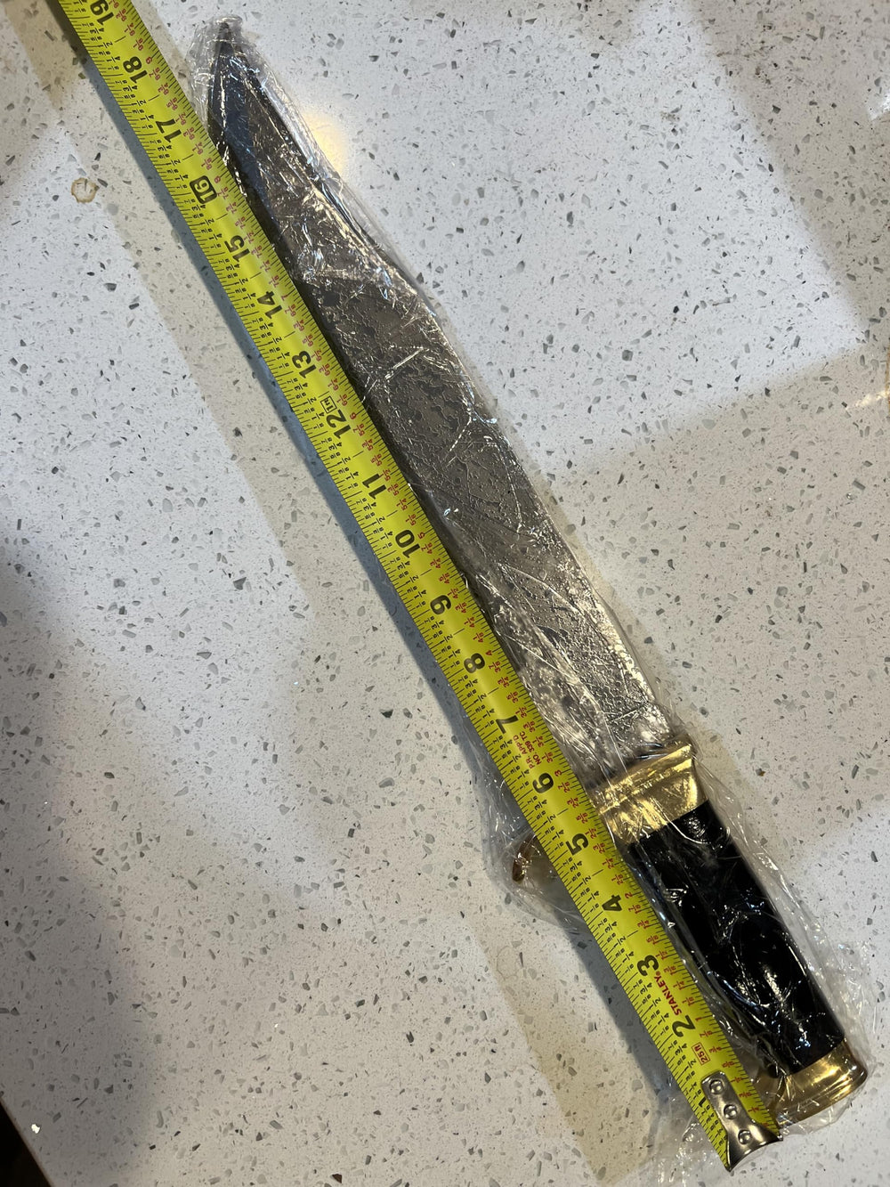Damascus Depot 5 mm thick D-2 steel blade for sturdy hunting performance
