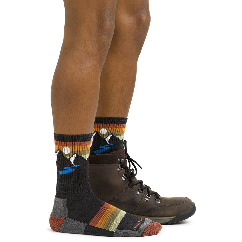 Darn Tough Sunset Ridge sock with cushioned sole ideal for long hikes and trails.