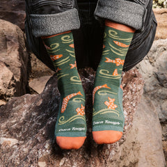 Darn Tough Vermont Homer Crew Lightweight Kelp design socks with cushioned support for all-day wear.
