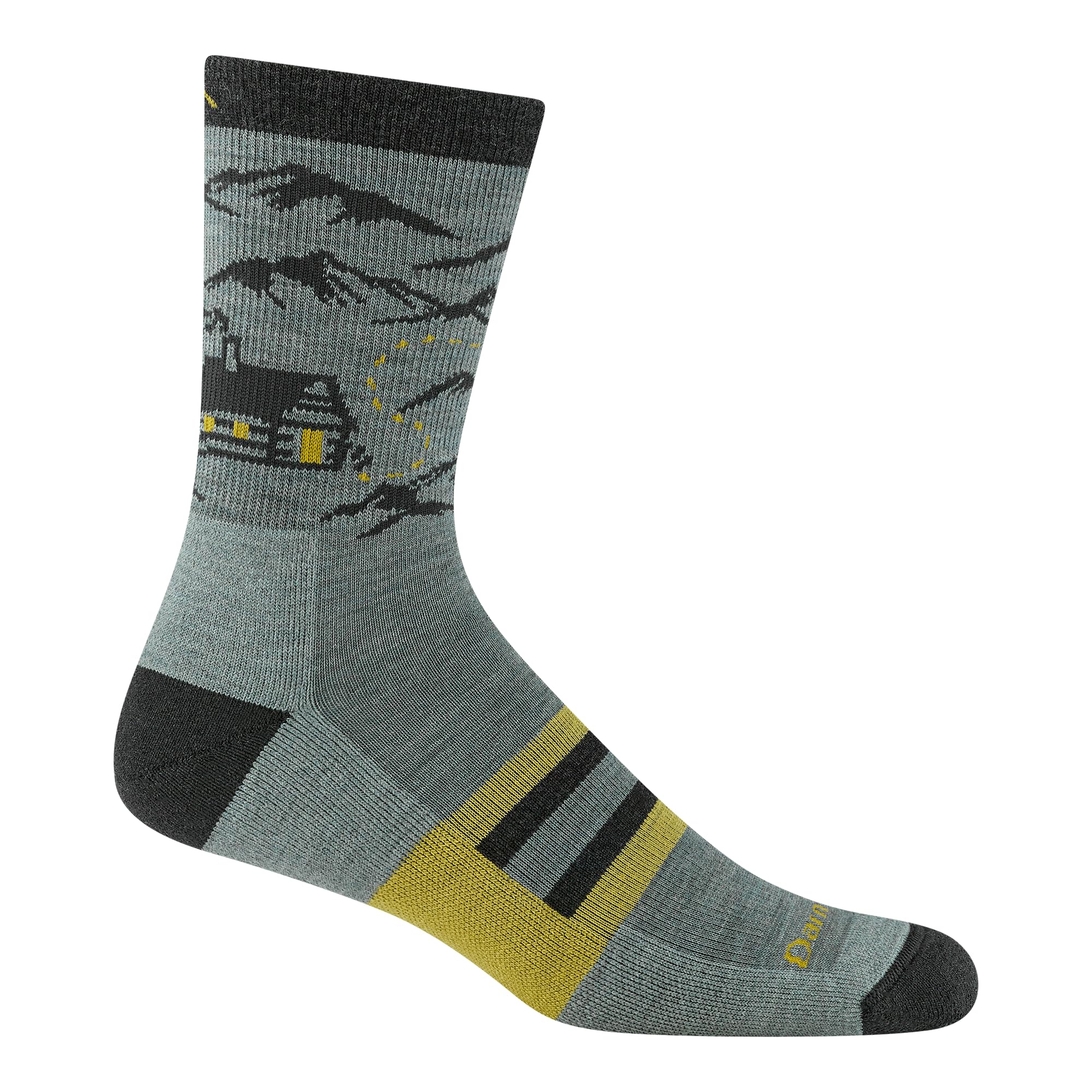 Vermont-made Darn Tough sock knit highlights USA craftsmanship.
