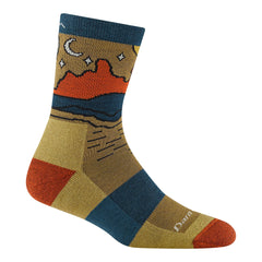 Darn Tough Vermont Merino-wool blend knit detail emphasizes warmth and durability.
