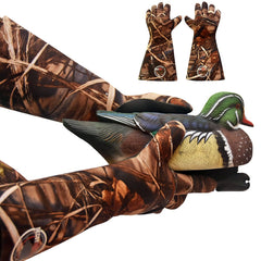 DecoyPro insulated camouflage gloves waterproof in action keep hands dry on marsh hunts.