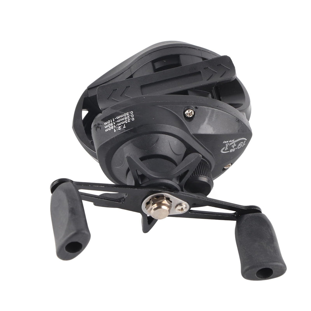 Denash Water Drop Fishing Reel cylindrical outlet hole for stable, smooth line release.
