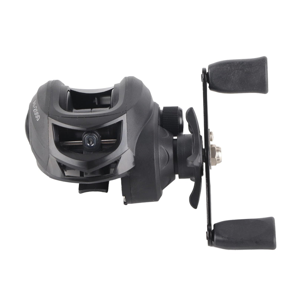 Denash baitcasting reel with golden speed 7.2:1 for fast, precise casts.