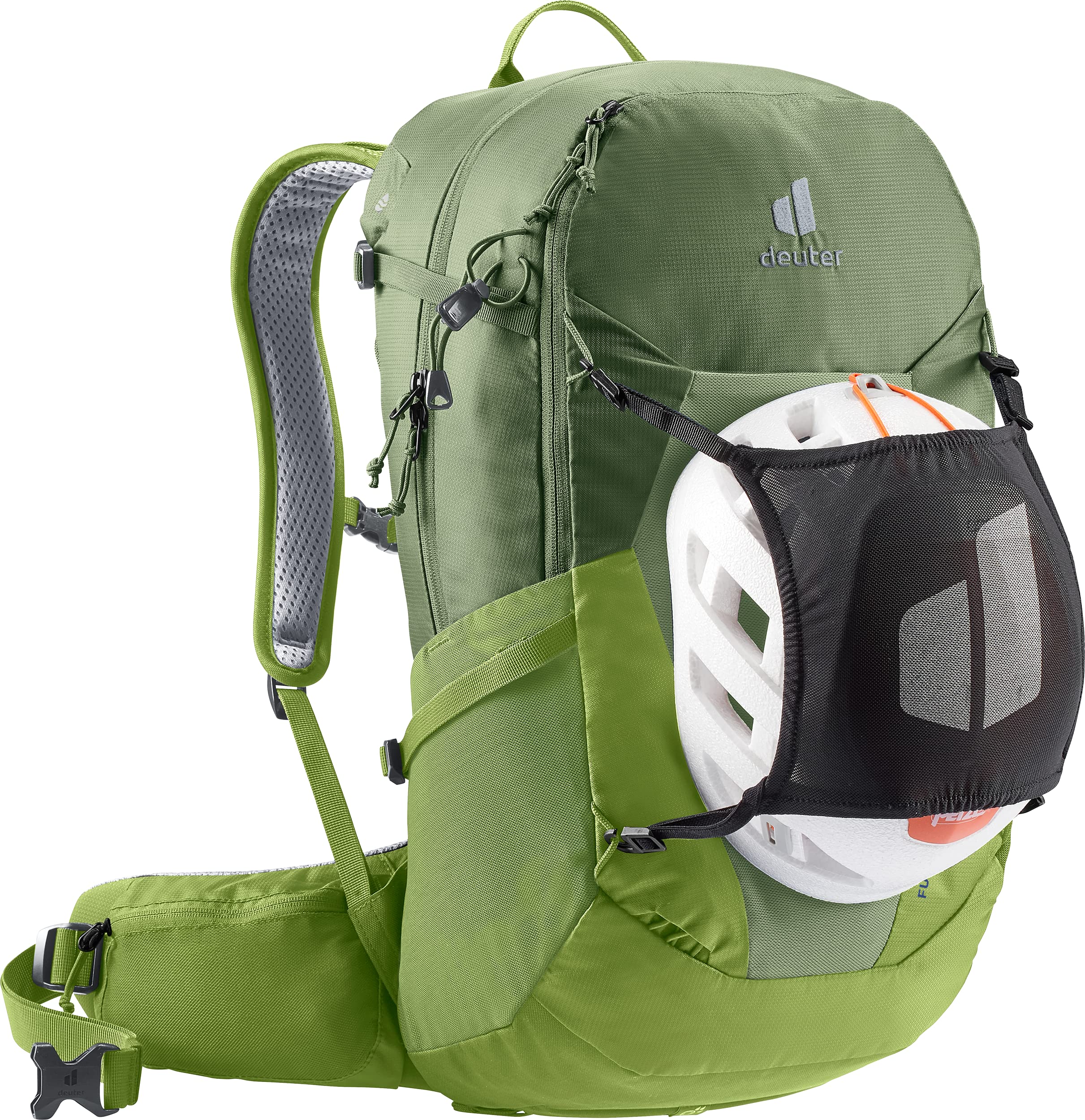 Deuter front pocket dries wet clothes quickly during breaks on the trail.