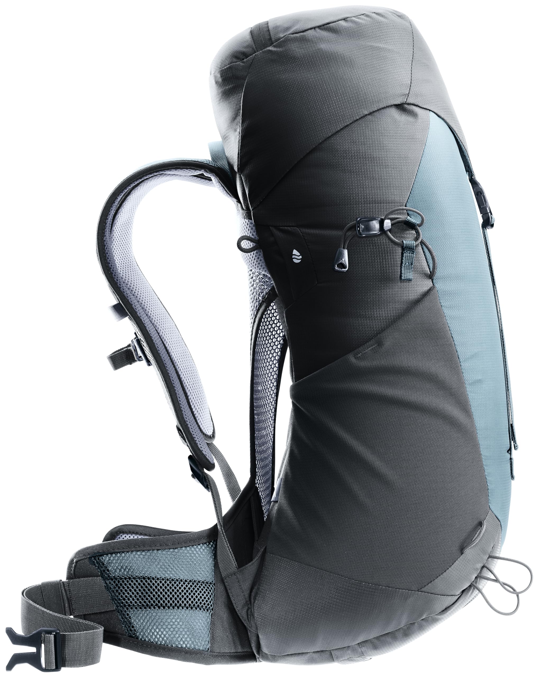 Deuter AC Lite 22 SL main compartment holds layers and essentials for day trips.