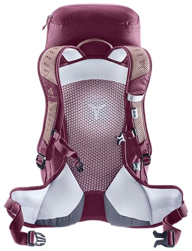 Deuter AC Lite 22L SL lid compartments offer organized small-item storage