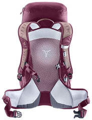 Deuter AC Lite 22L SL lid compartments offer organized small-item storage