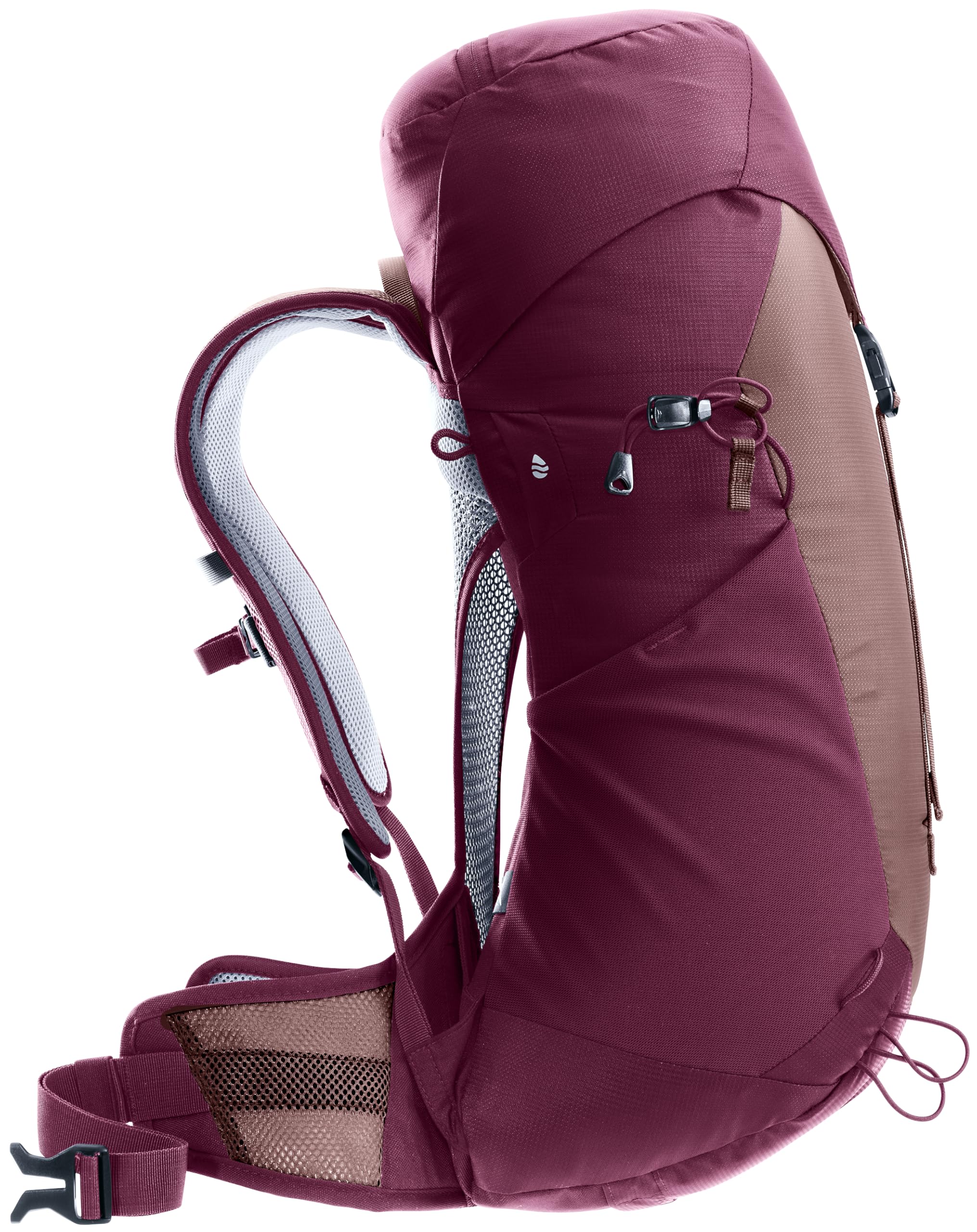 Deuter AC Lite 22L SL side pocket storage demonstrates quick-access on hikes