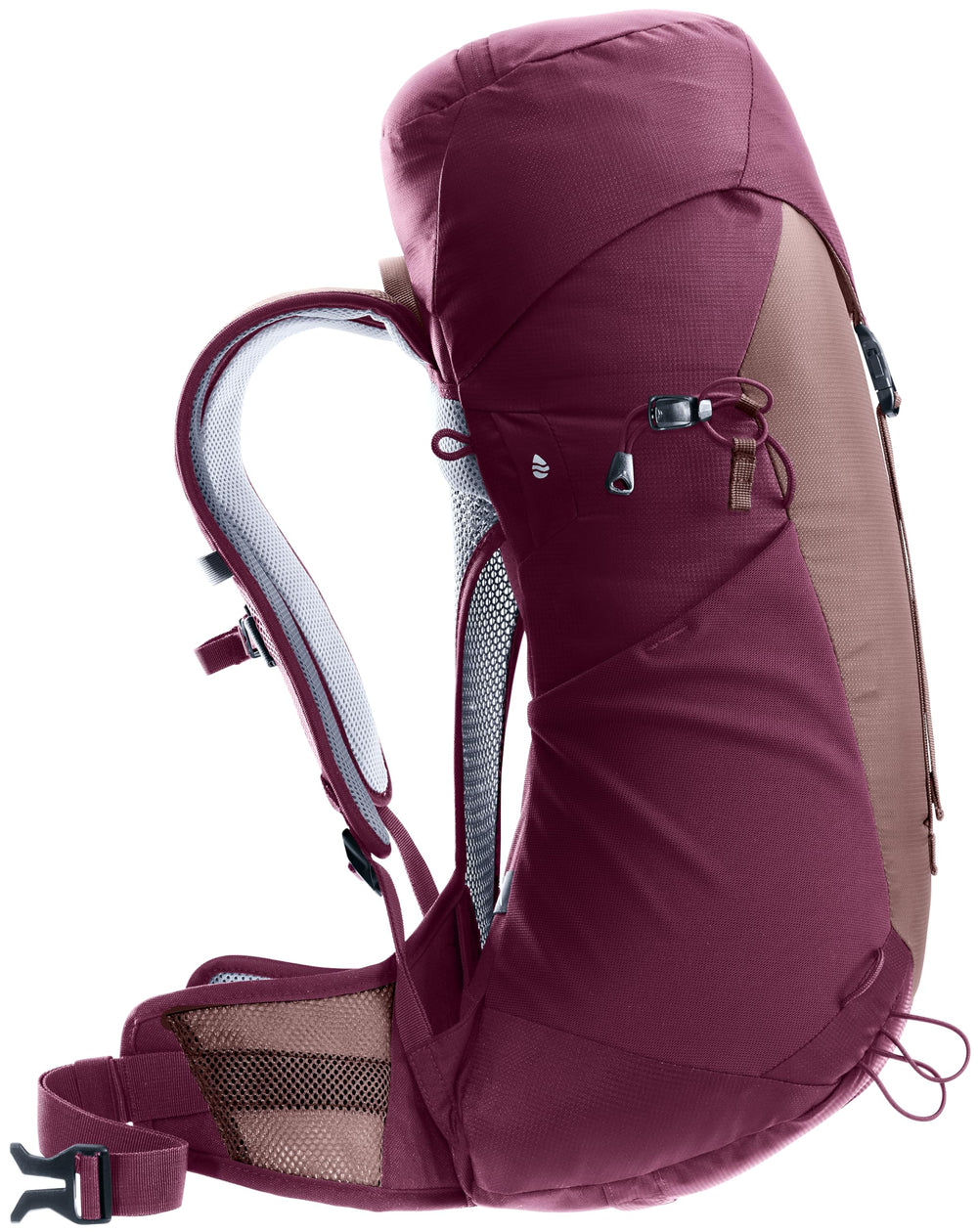 Deuter AC Lite 22L SL side pocket storage demonstrates quick-access on hikes