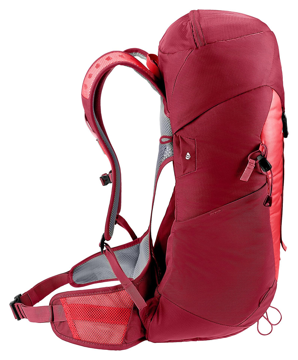 Deuter AC Lite 24L water bottle pocket emphasizes hydration on the trail