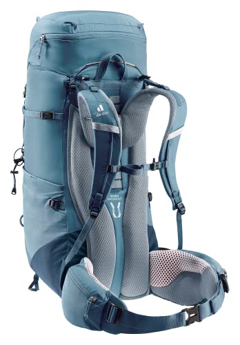 Side compression straps on Deuter Aircontact Lite 50+10 secure fit