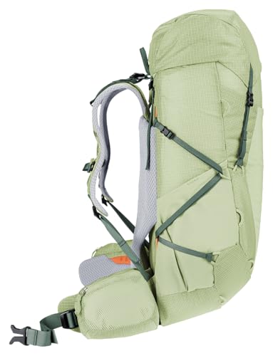 Deuter Aircontact Ultra hip fins hugging the hips on rough trails
