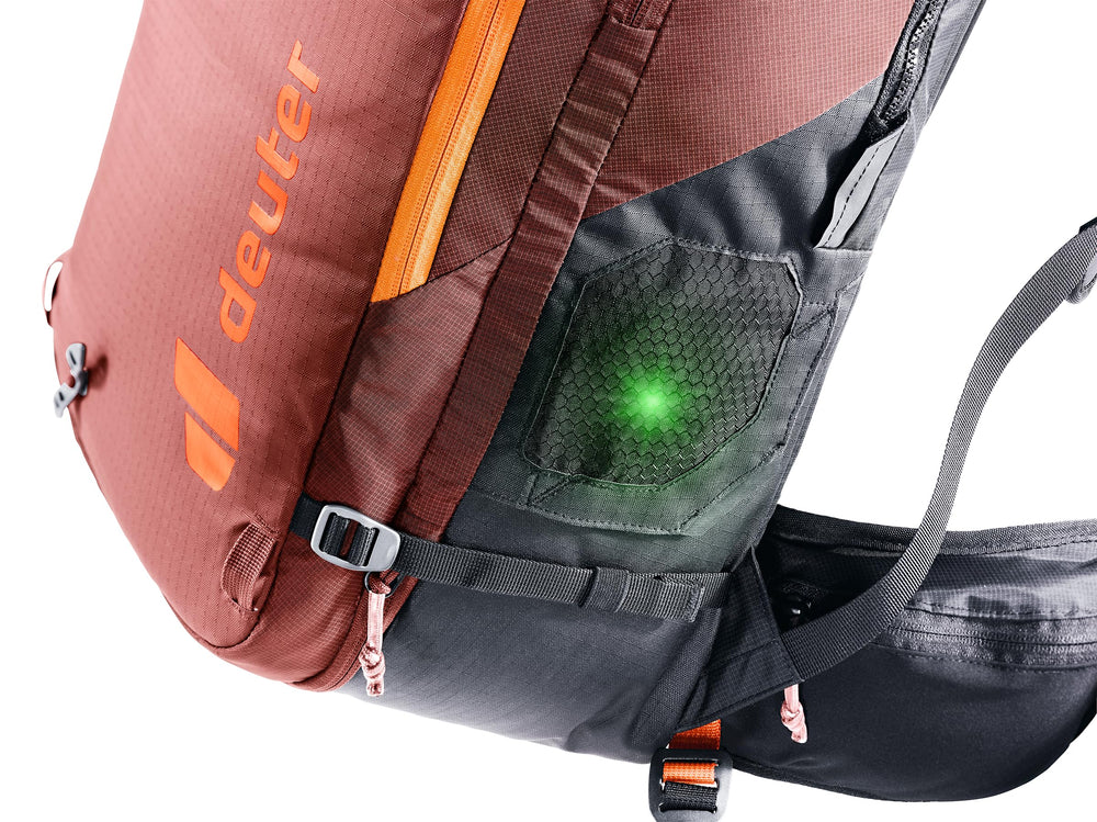 Deuter Alproof 30L SL compatible with 3.0L Streamer Reservoir hydration