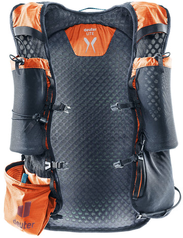 Deuter Ascender 7L side pocket view for quick-access storage on hikes.