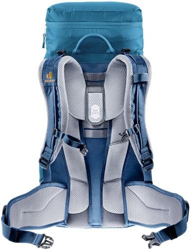 Hydration pocket on Deuter Fox 30 facilitates easy access while hiking