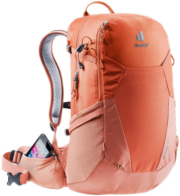 Hydration system compatibility lets you sip without stopping to unzip.