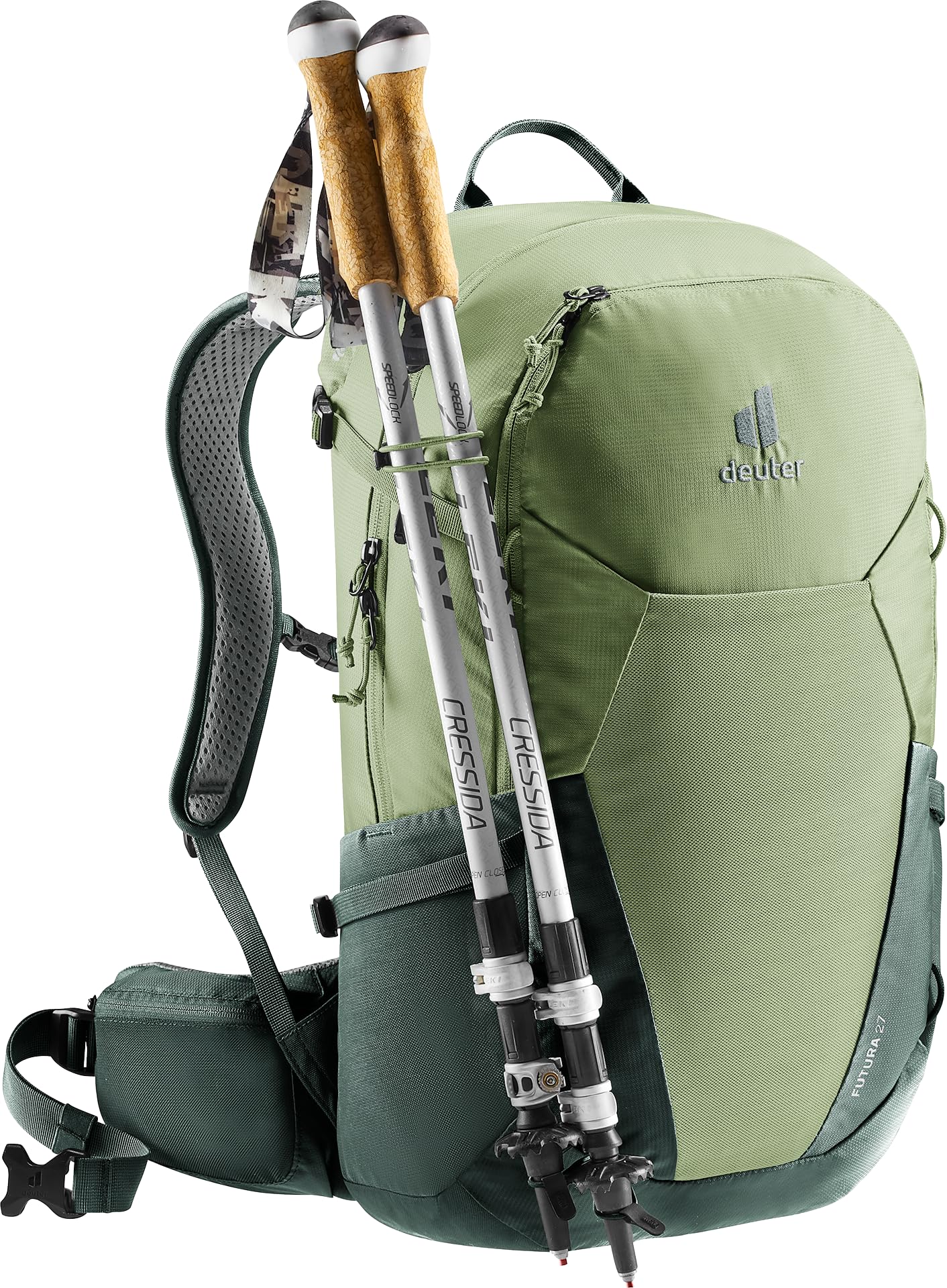 Deuter Futura 27 hydration compatibility invites easy water access on long walks
