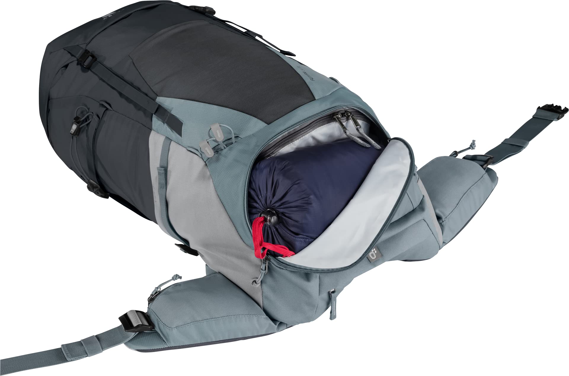 Deuter Futura 30 SL exterior pockets keep bottles accessible