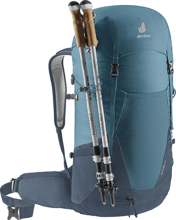 Deuter Futura 32 ergonomic hip fins with dual-density foam stabilize load