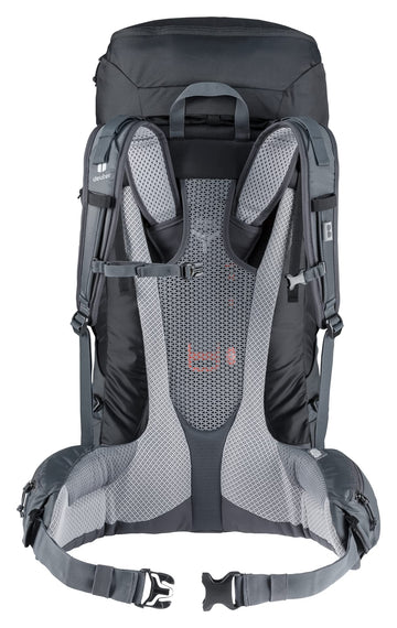 Back panel ventilation on Deuter Futura Air Trek 50-10l for cooling