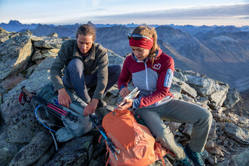 Deuter Futura 27 hydration system compatibility enables easy water access.