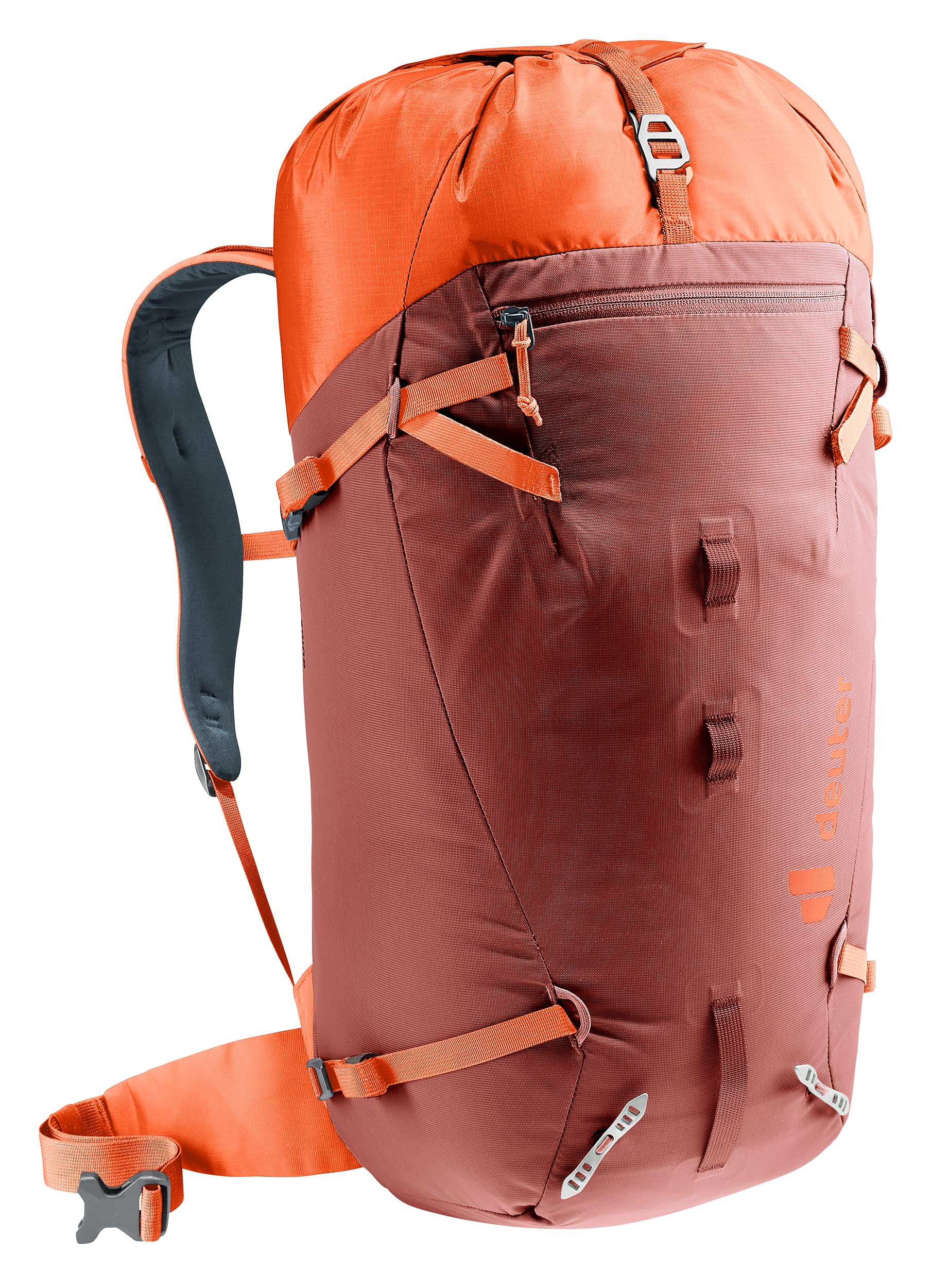 Deuter Guide 30L secure fit provides comfortable carry on long routes.