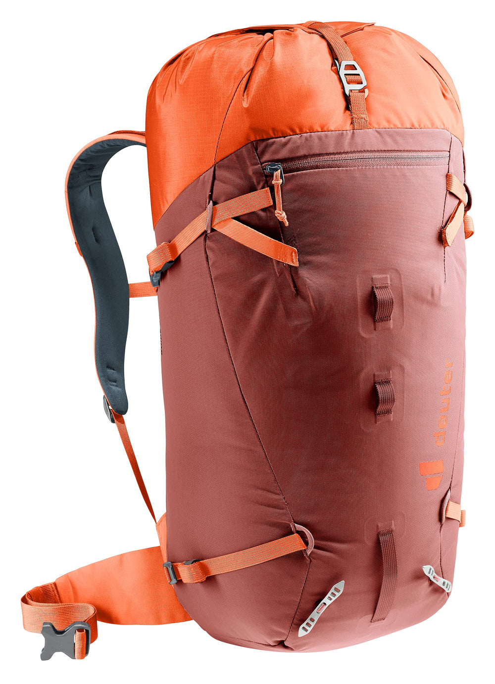 Deuter Guide 30L secure fit provides comfortable carry on long routes.