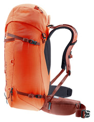 Deuter Guide 32+8L SL lid featuring pockets for quick access.