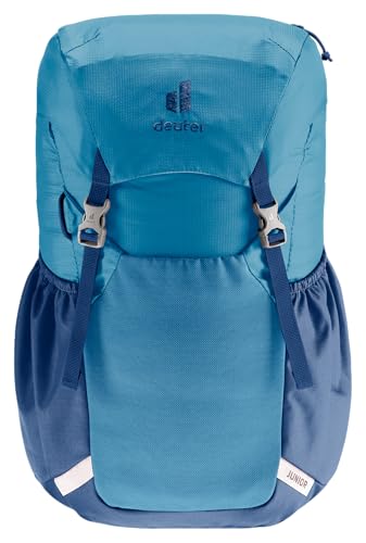 Deuter Junior backpack with ergonomic shoulder straps for a comfortable fit