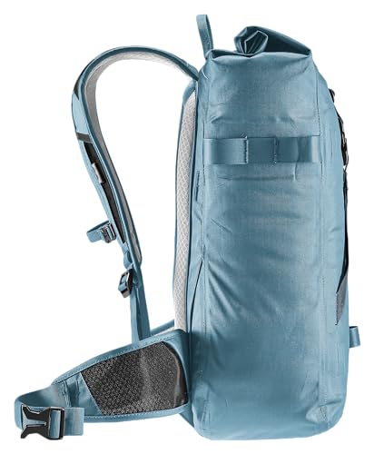 Deuter Minimalistic Atlantic Airstripes back system keeps you cool on commutes.