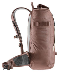 Deuter Minimalistic Raisin Airstripes back system keeps you cooler