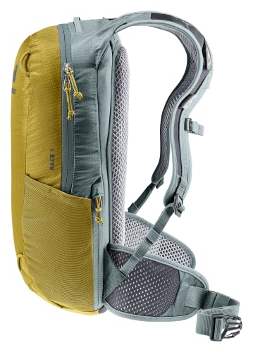 Ergonomic mesh hip fins on Deuter Modern 12L stabilize the fit