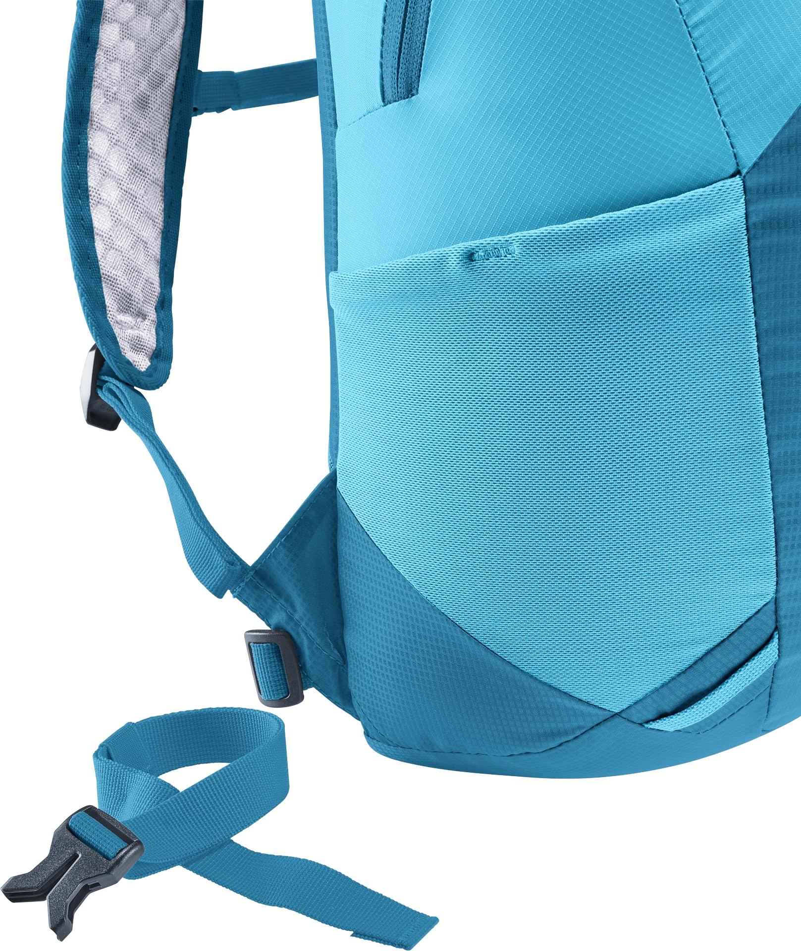 Deuter Speed Lite 17L detachable waist belt offers flexible gear options