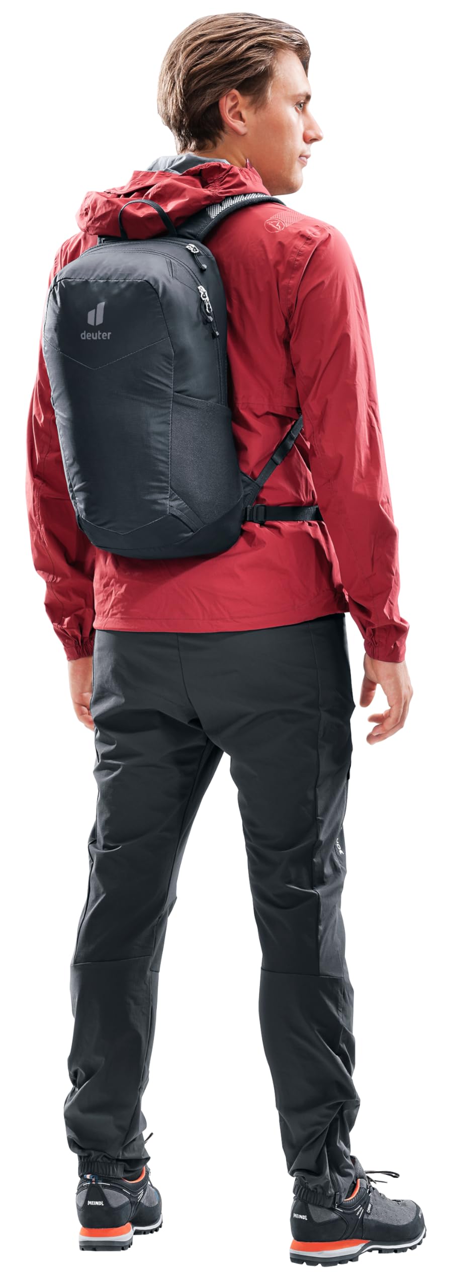 Deuter Speed Lite 17L ideal for daily hiking and short treks.