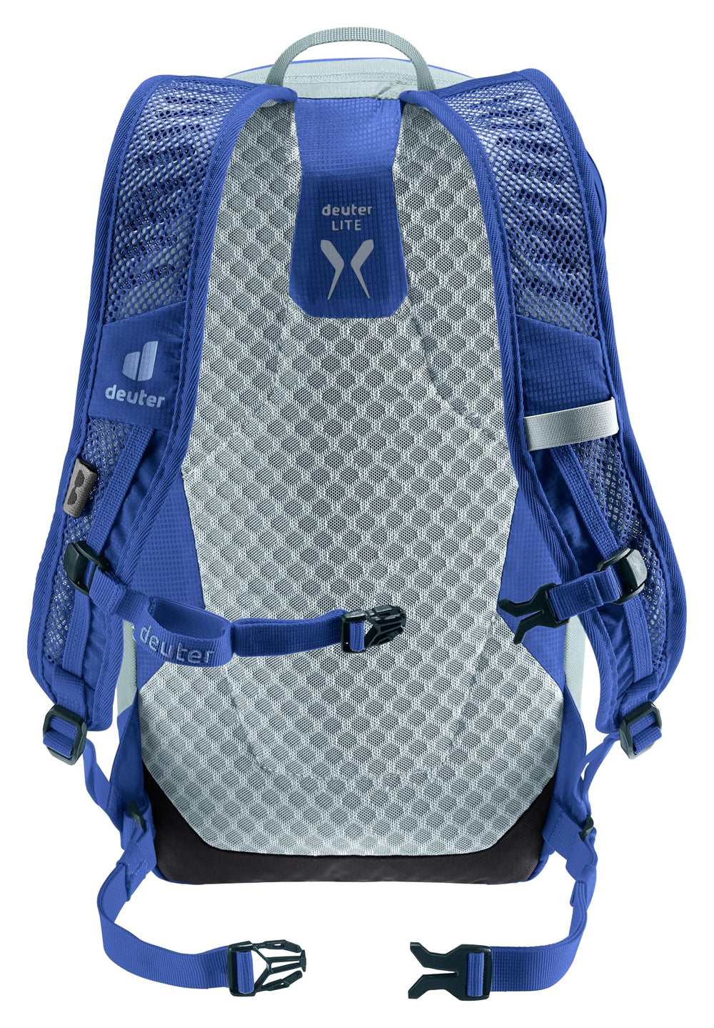 Deuter Speed Lite 17L detachable waist belt improves fit.