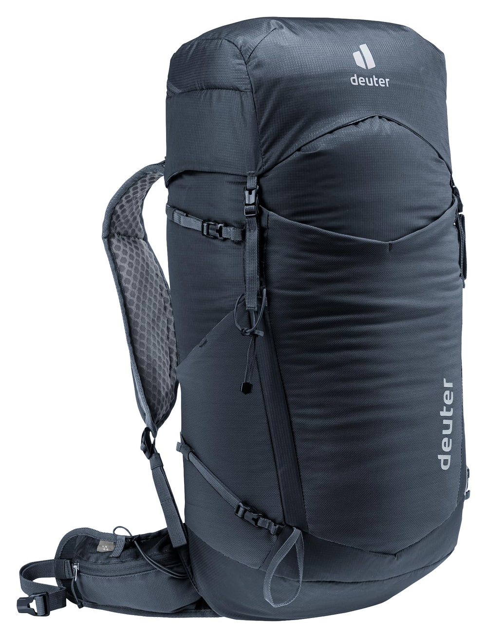Deuter Speed Lite 28L SL sternum strap adjusted for secure fit