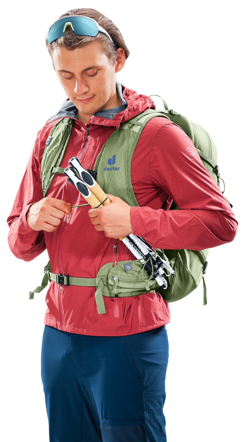 Deuter Speed Lite Pro 25L trekking pole attachment for versatile setups.
