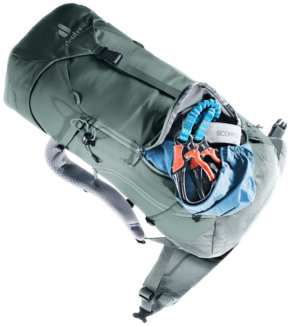 Helmet attachment point on Deuter Trail 28L SL teal