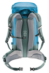 Deuter Trail 30L airstripes back system provides breathable support on the move.