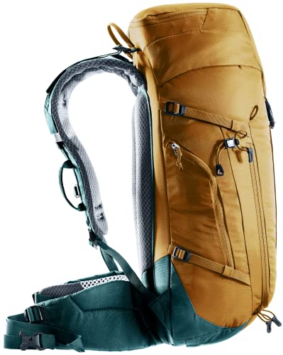Deuter Trail 30L perforated shoulder straps for comfortable carry