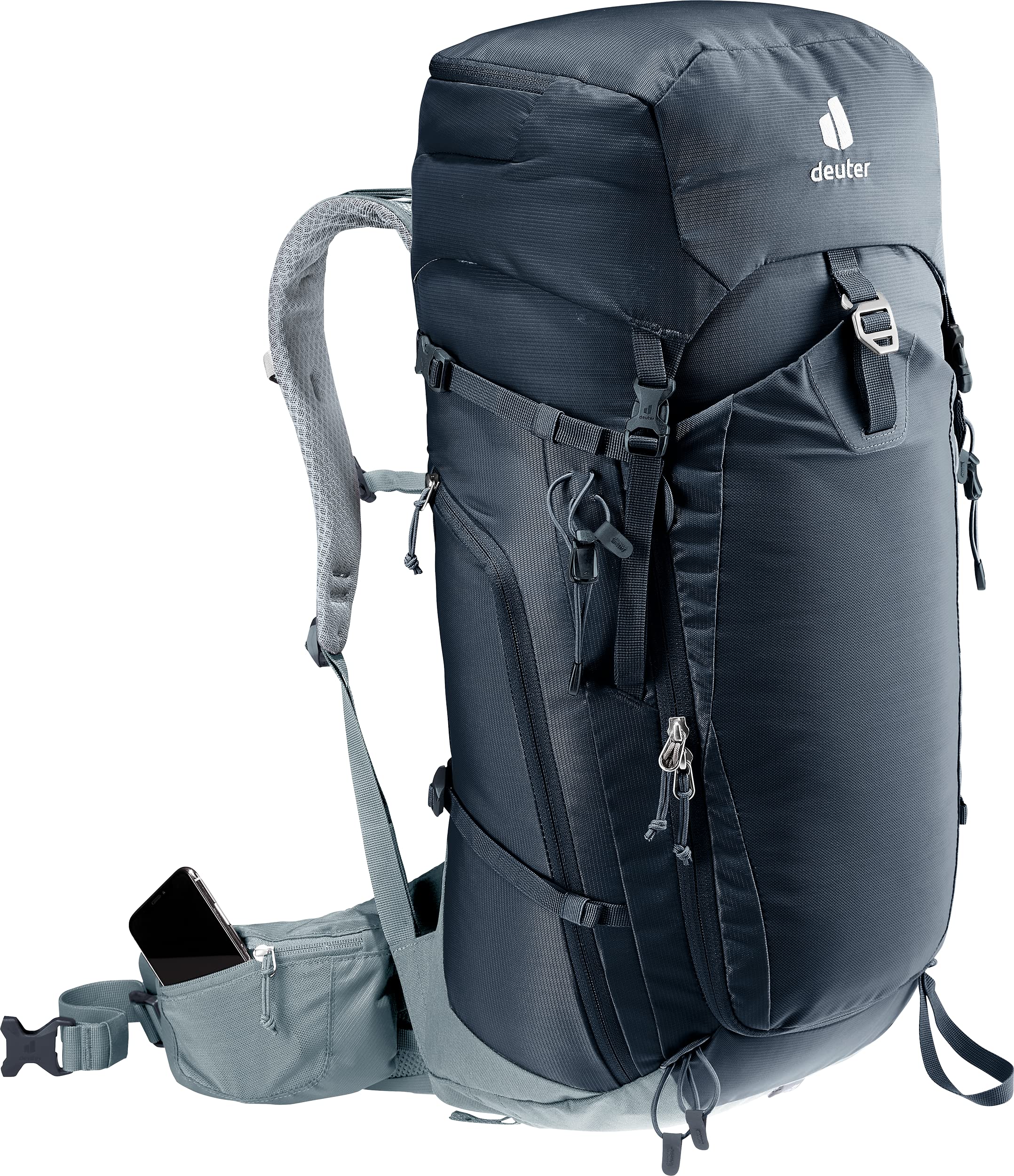 Side pocket for easy water bottle access on the Trail Pro 36