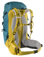 Deuter Trail 28 SL ice axe attachment for mountaineering items