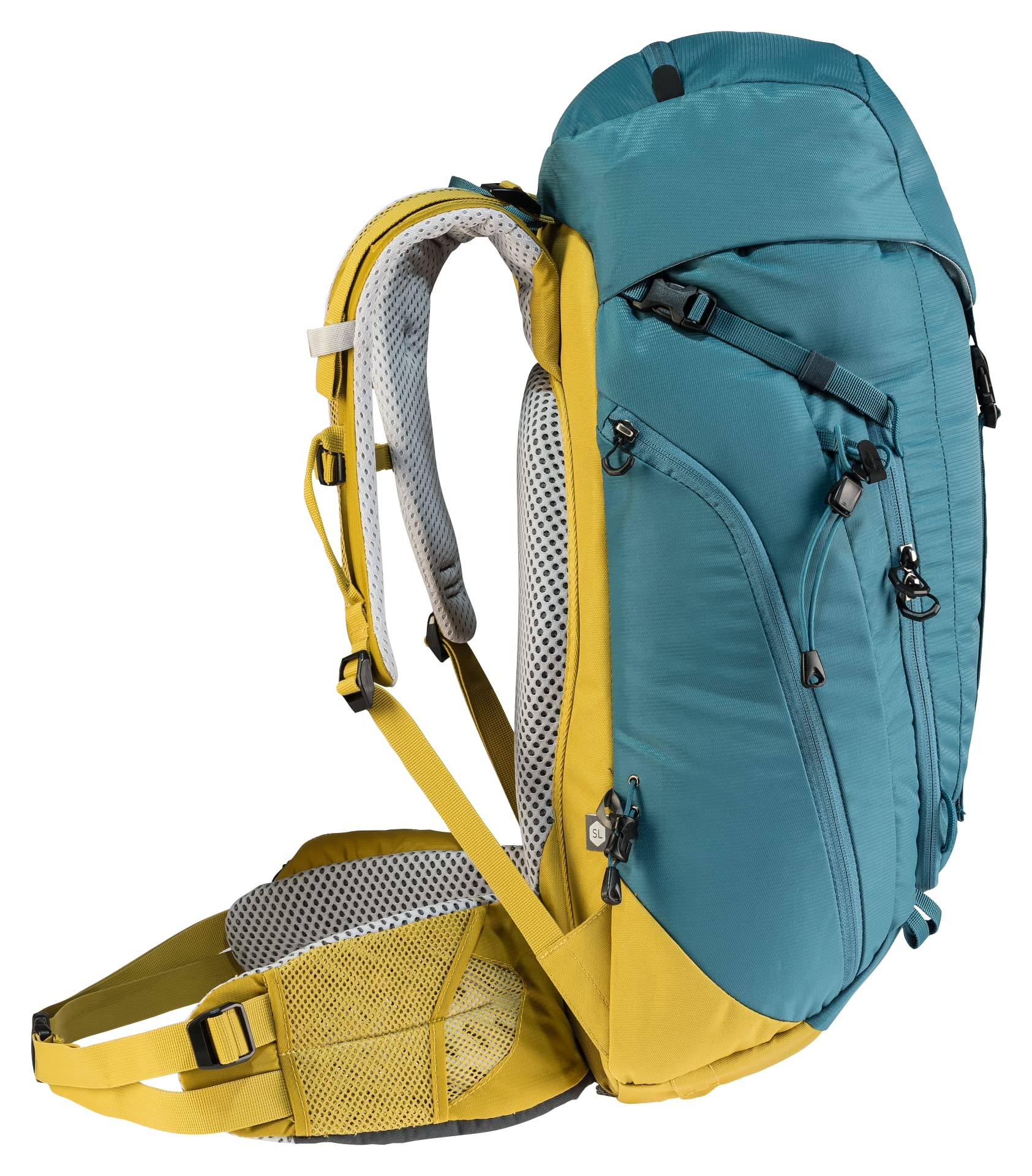 Deuter Trail 28 SL removable rain cover protecting gear
