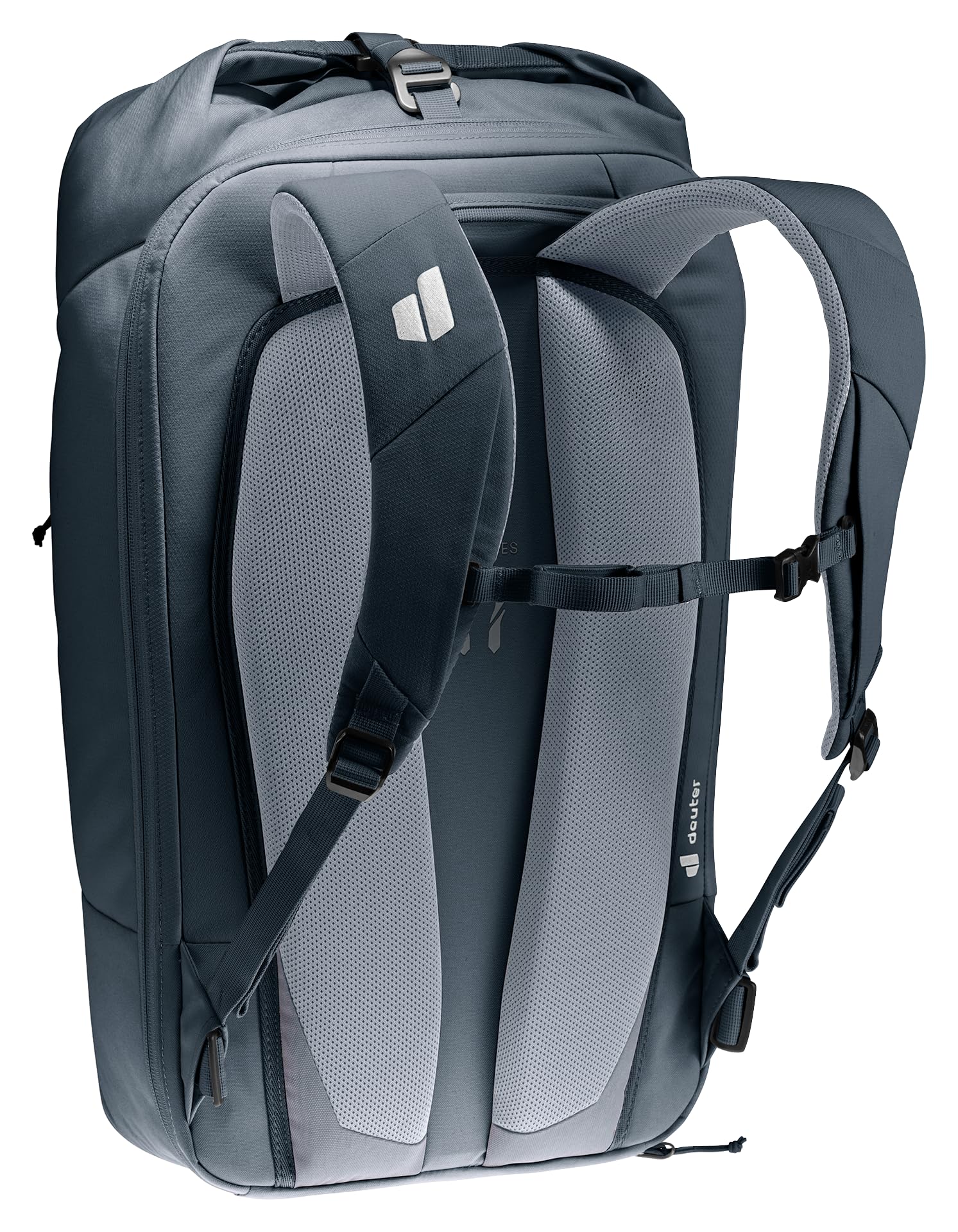 Deuter Utilion 30L adjustable shoulder straps and sternum strap