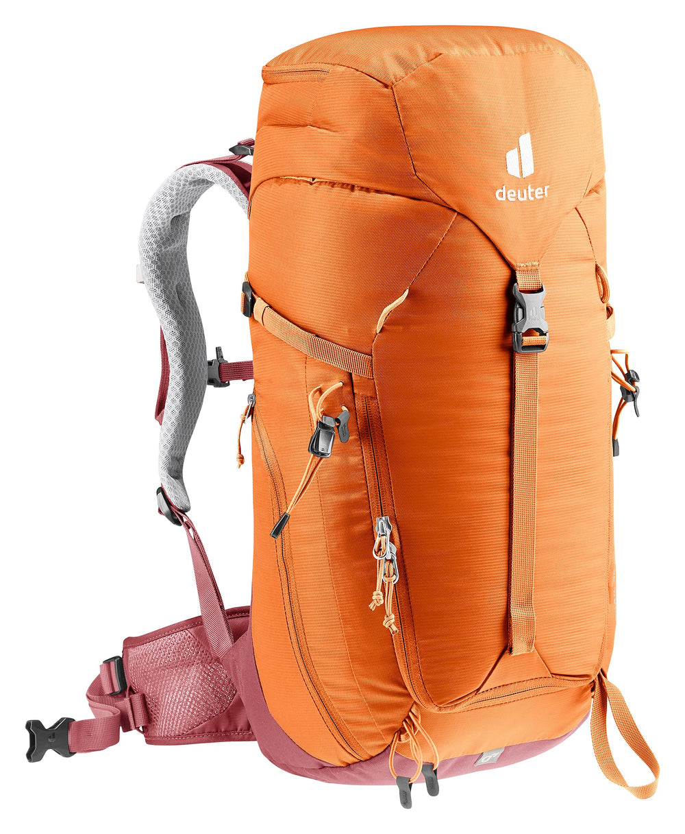 Deuter Trail 22L SL zip closure with secure front access