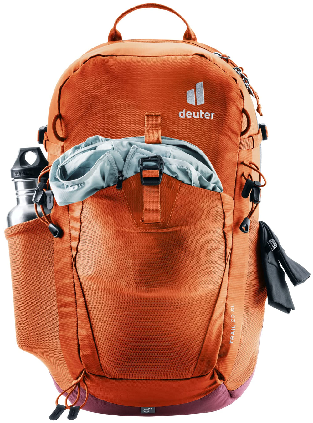 Deuter Women's Trail 23L SL hydration compartment ready for a 3L reservoir