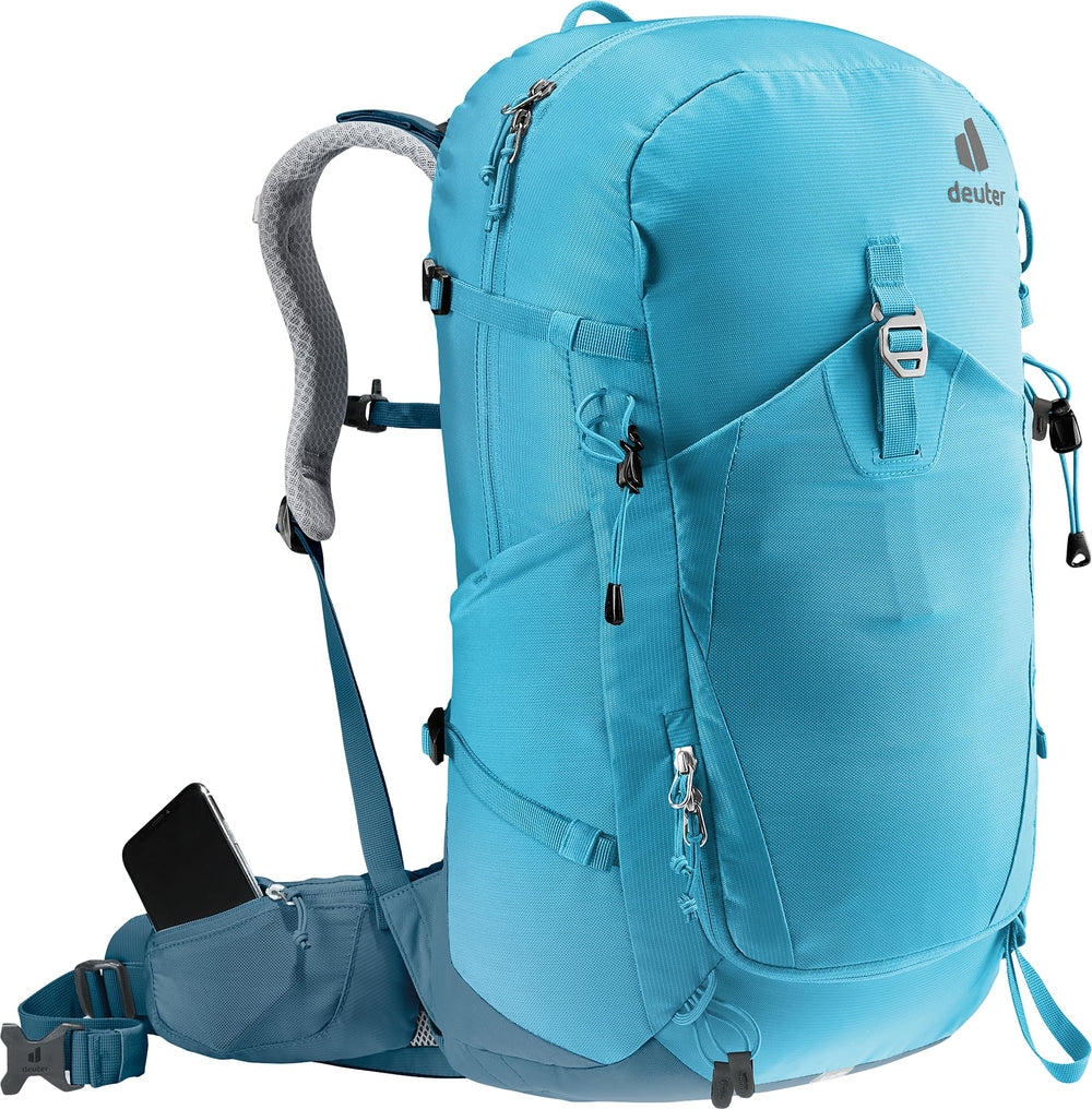 Deuter Trail Pro 31 SL elastic side pockets for quick access.